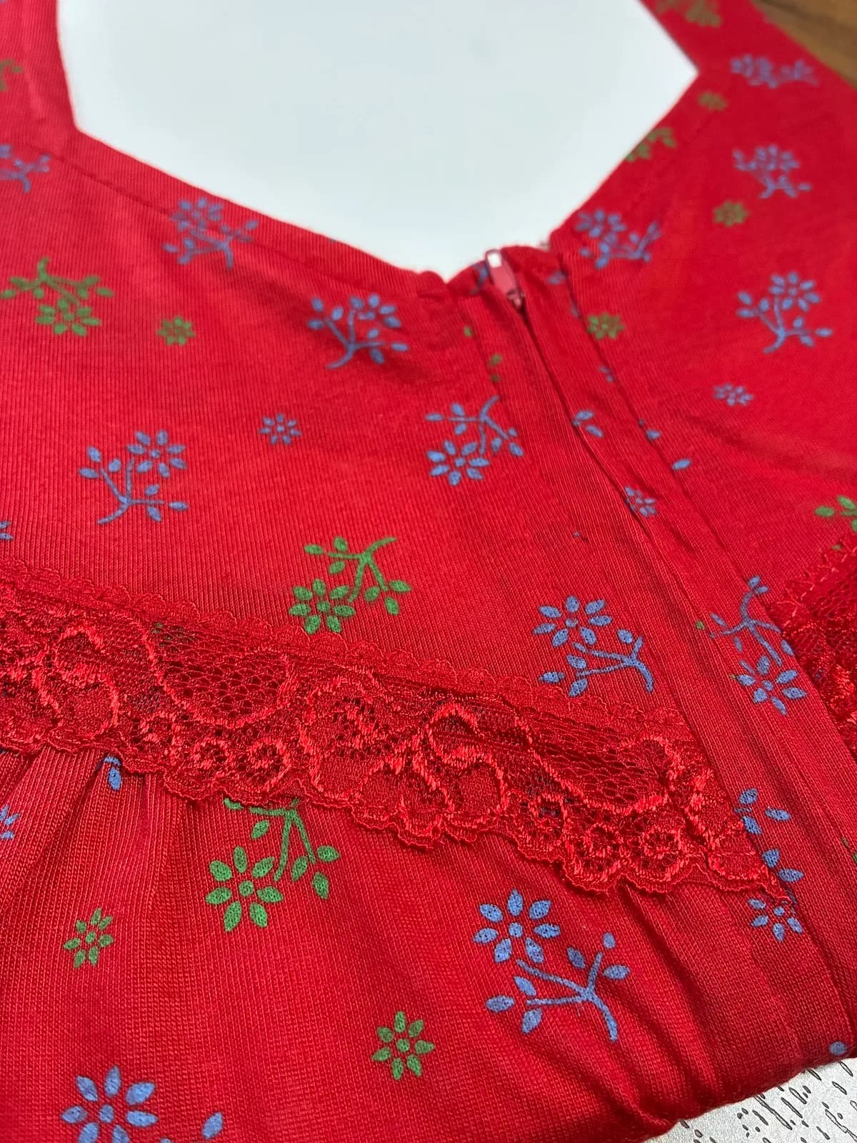 Red Women’s Floral Printed Soft Nightgown with Lace & Front Zip