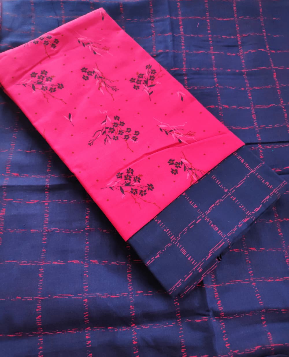 Magenta Casual wear Printed/Daily wear Cotton Dress Materials