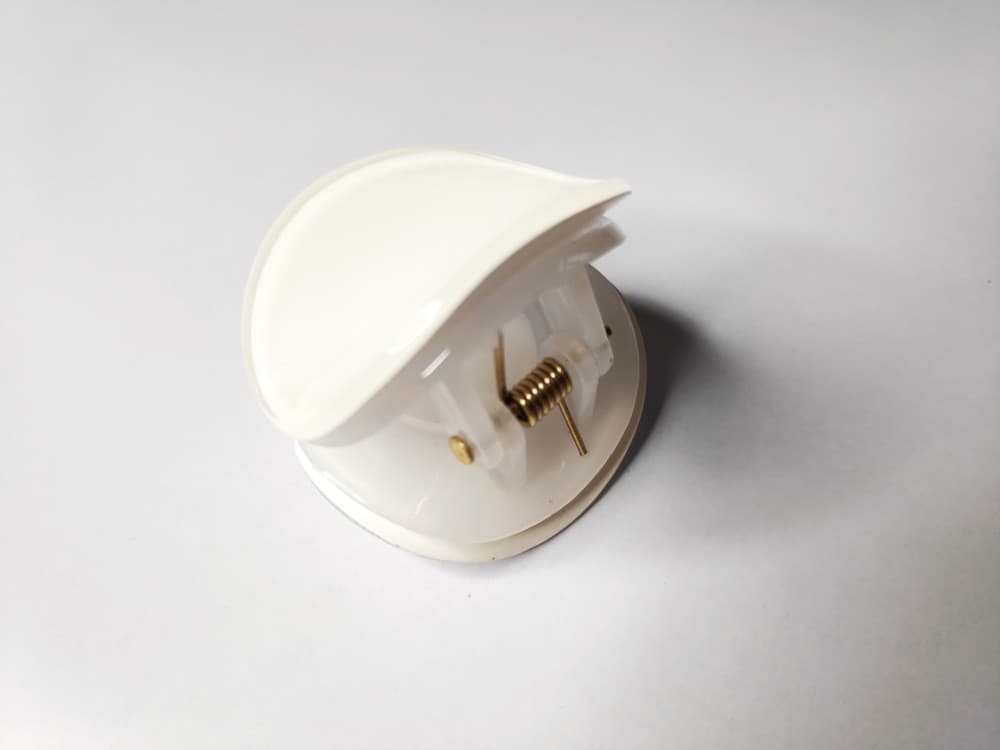 White Clutcher Clip Round hair accessories for women/girls