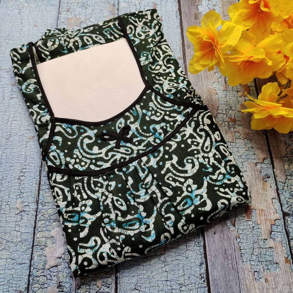 Dark Green Summer Nighty for Women Batik Print