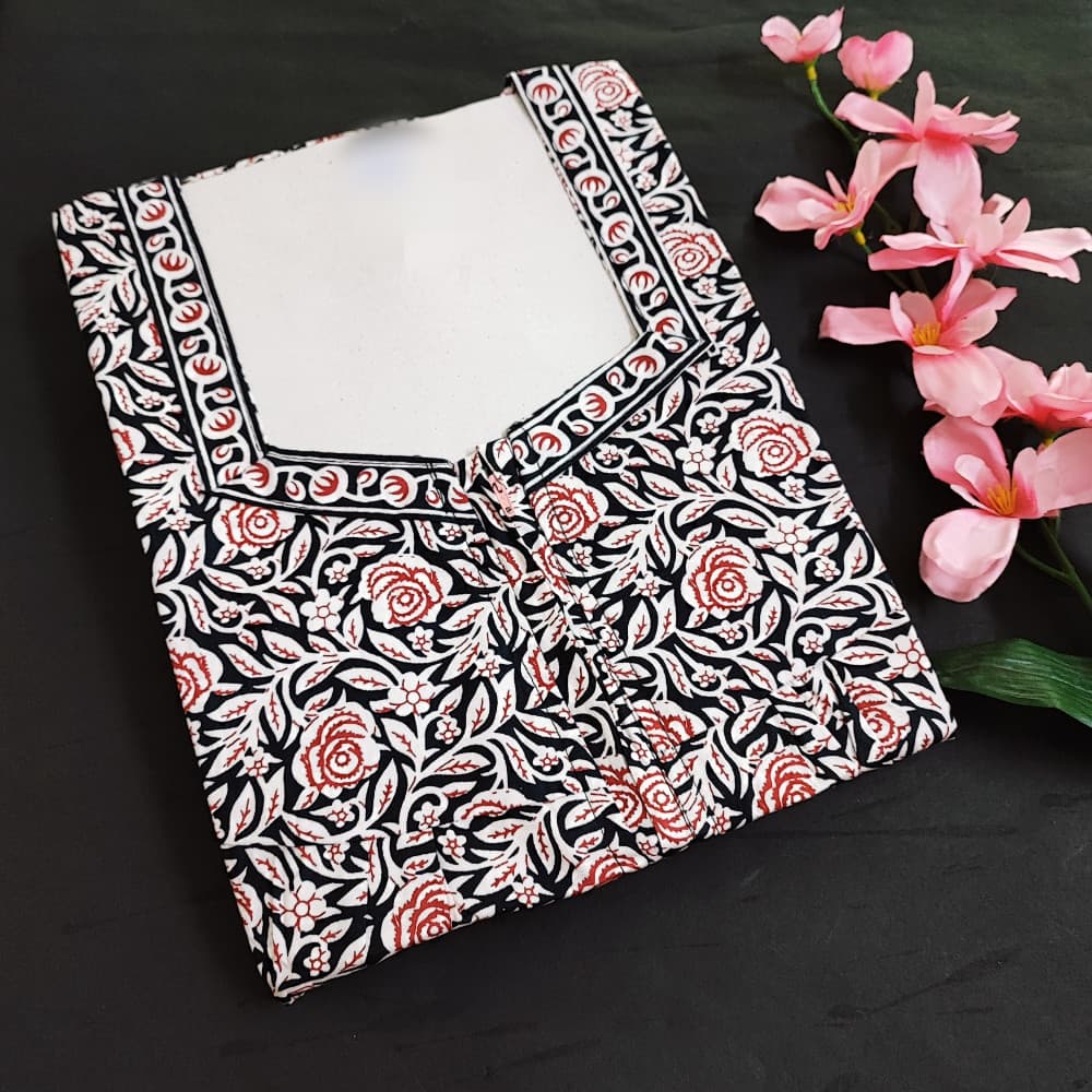 Black 3XL-4XL Batik & Floral print Pure Cotton Nighty